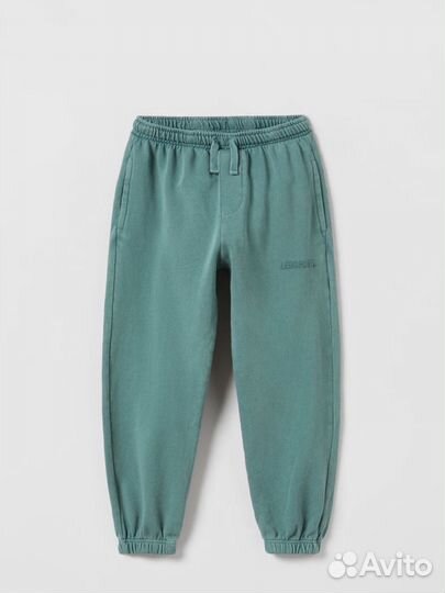 Костюм для мальчика новый 134