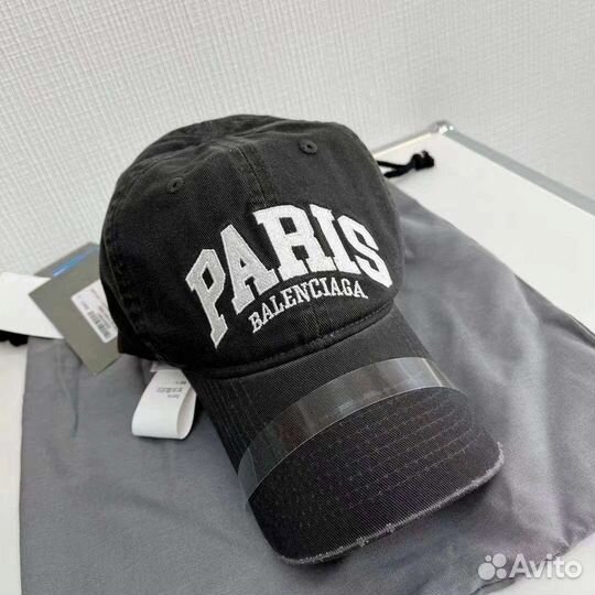 Бейсболка Balenciaga