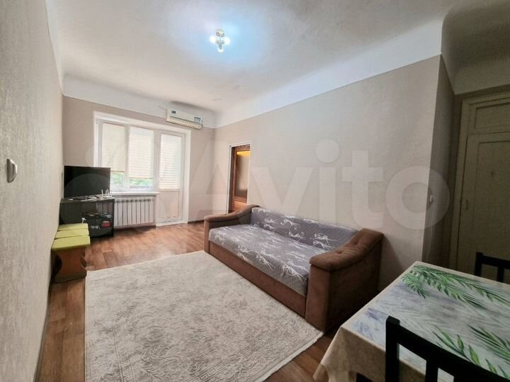 3-к. квартира, 54 м², 3/3 эт.