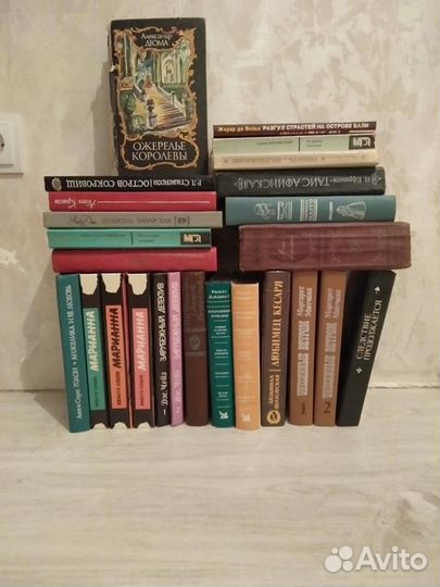 Книги разных жанров