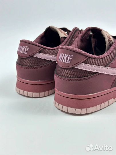 Kpoccoвки Nike Dunk Premium Burgundy Chush