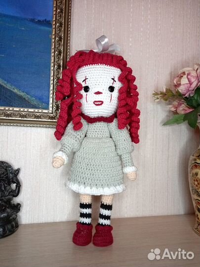 Кукла вязаная клоунесса Аннабель