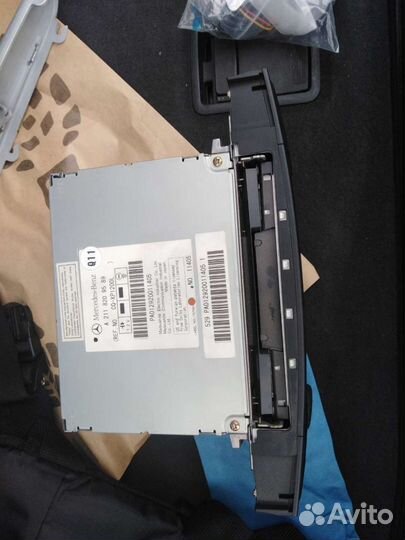 Штатная магнитола мерседес w211