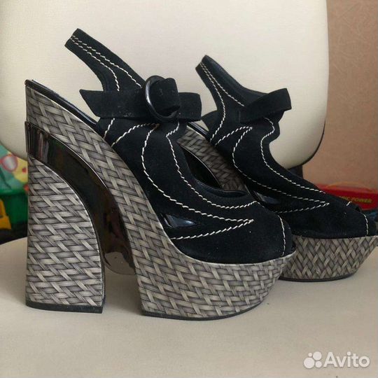 Босоножки