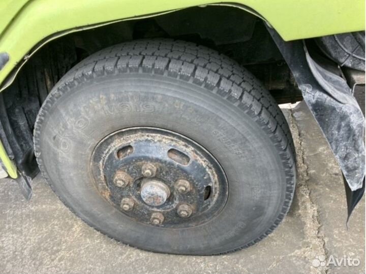 Бортовой грузовик Nissan Condor с КМУ UNIC, 1993