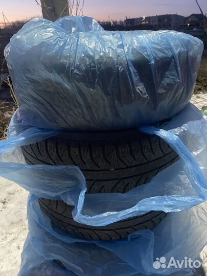 Bridgestone Blizzak Ice 195/65 R15