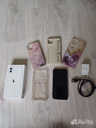 iPhone 11, 64 ГБ