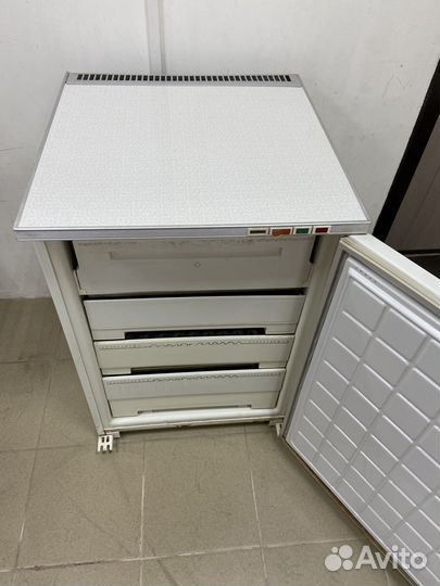 Морозилка Бирюса 14