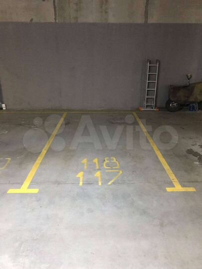 Машиноместо, 18 м²