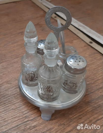 Графины фарфор и наборы для специй стекло