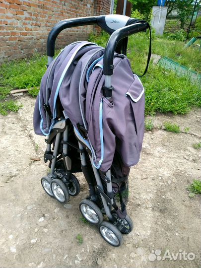 Коляска для двойни