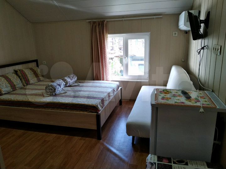 Комната 15 м² в 1-к., 2/2 эт.