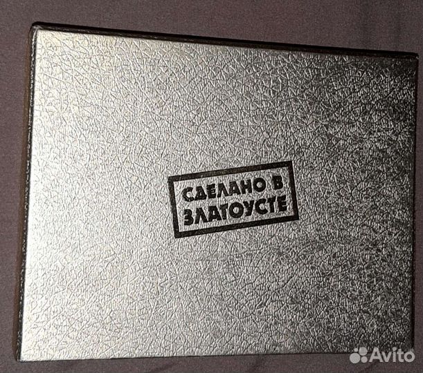 Кожаная обложка на паспорт с покрытием золота 999