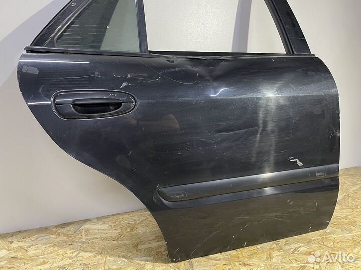 Mazda Capella Дверь задняя правая