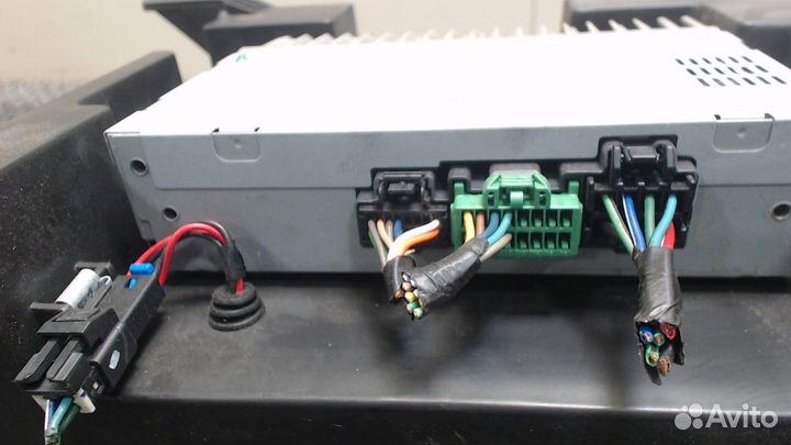 Сабвуфер Suzuki XL7, 2007