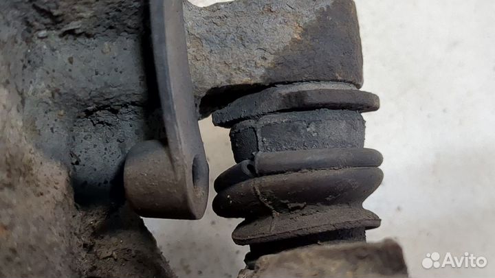 Суппорт левый задний Ford Transit