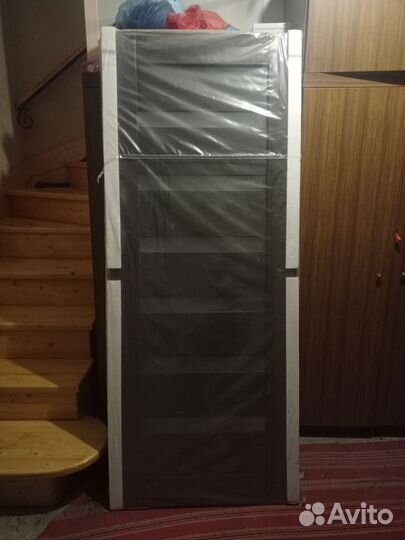 Дверь новая есть разные варианты