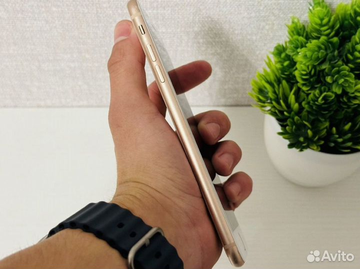 iPhone 8 Plus, 64 ГБ
