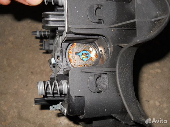 T30 Подушка безопасности водителя Nisssan