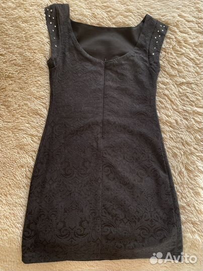 Маленькое черное платье