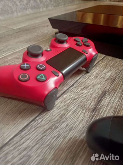 Sony PS4.два геймпада, игры