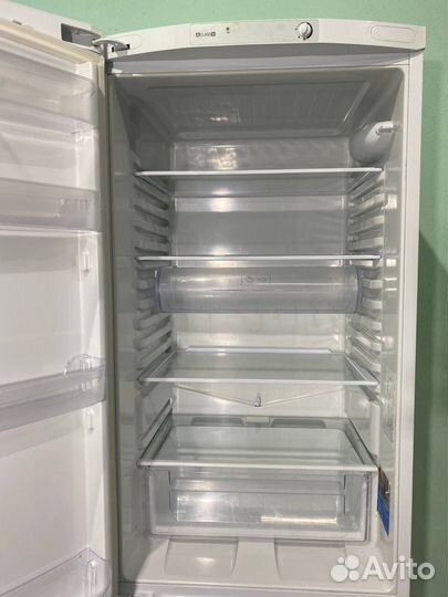 Холодильник indesit