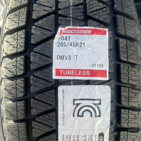 Bridgestone Blizzak DM-V3 265/45 R21 104T