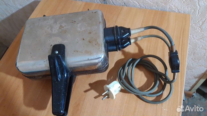 Электровафельница СССР советская