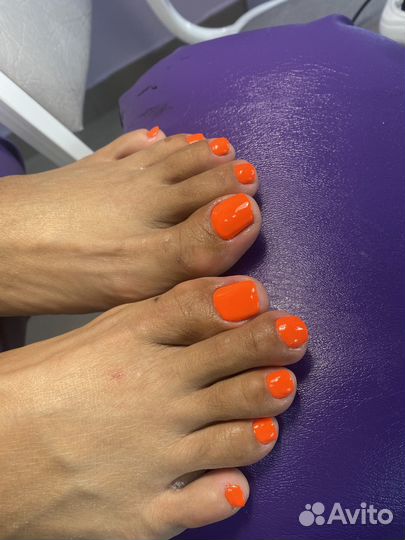 Маникюр и педикюр