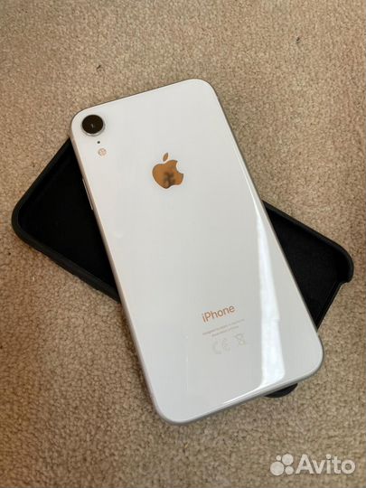 iPhone Xr, 64 ГБ