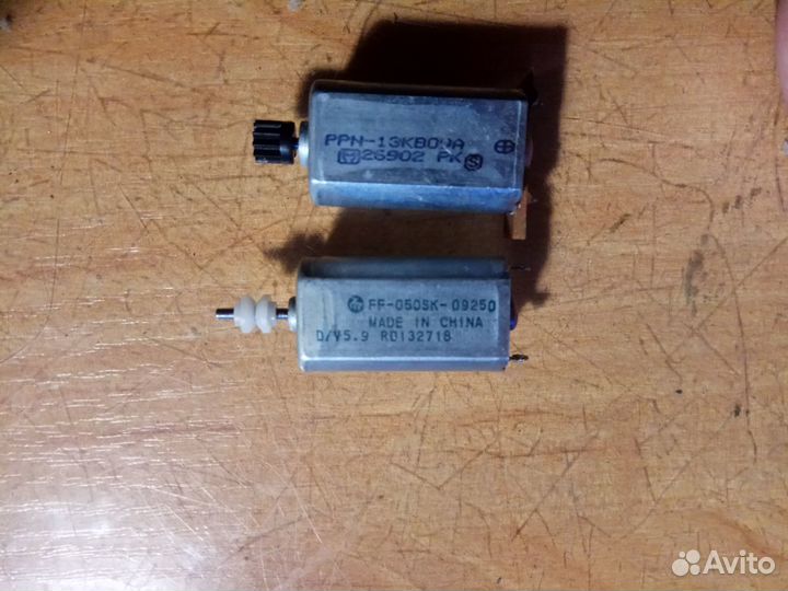 Двигатель-моторчик для кассетных магнитофонов