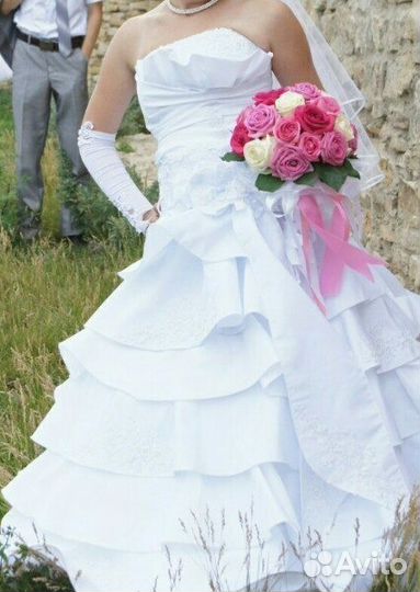 Продам красивое свадебное платье
