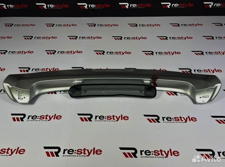 Спойлер на крышу Toyota Land Cruiser 100 Серебро