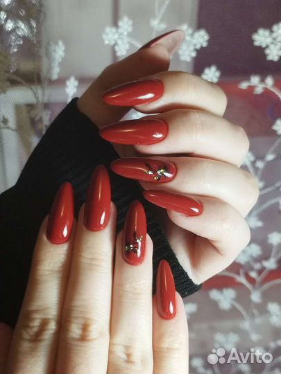 Наращивание ногтей