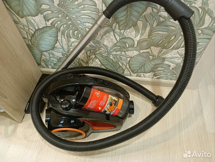 Пылесос Scarlett