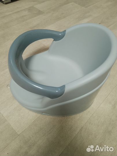 Стульчик для купания в ванной