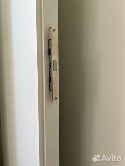 Двери скрытого монтажа invisible