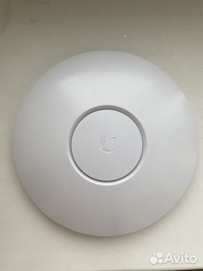 WI FI точка ubiquiti UniFi AP