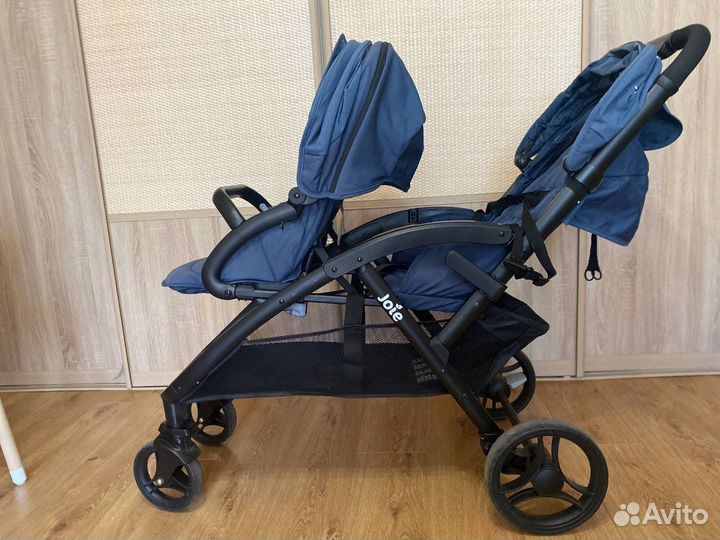 Прогулочная коляска для двойни Joie
