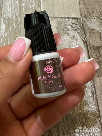 Ресницы для наращивания и клей для ресниц