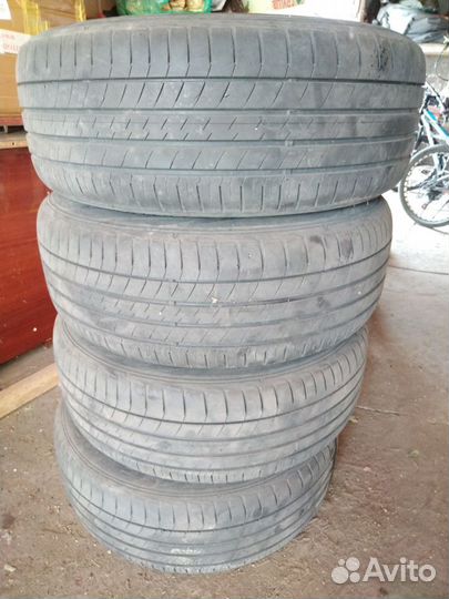 Dunlop Bi-Guard 600L 215/60 R16