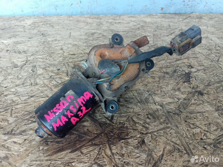 Моторчик трапеции дворников Nissan Maxima A32