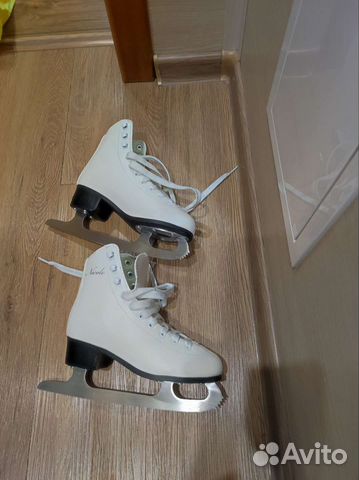 Продам коньки 34