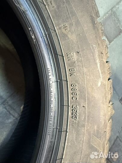 Pirelli Ice Zero FR 205/55 R16