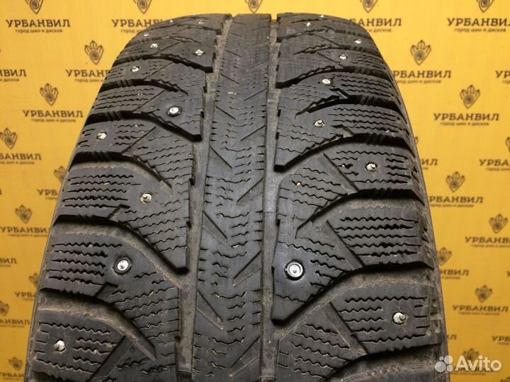 Bridgestone Ice Cruiser 7000 215/60 R17 100T