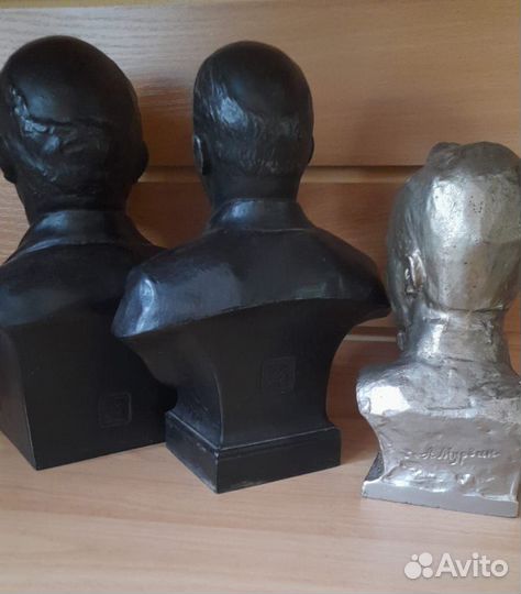 Бюсты Ленина