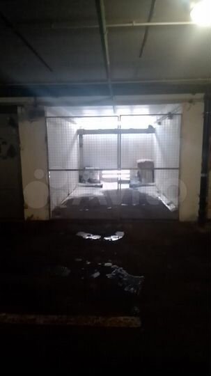 Машиноместо, 18 м²