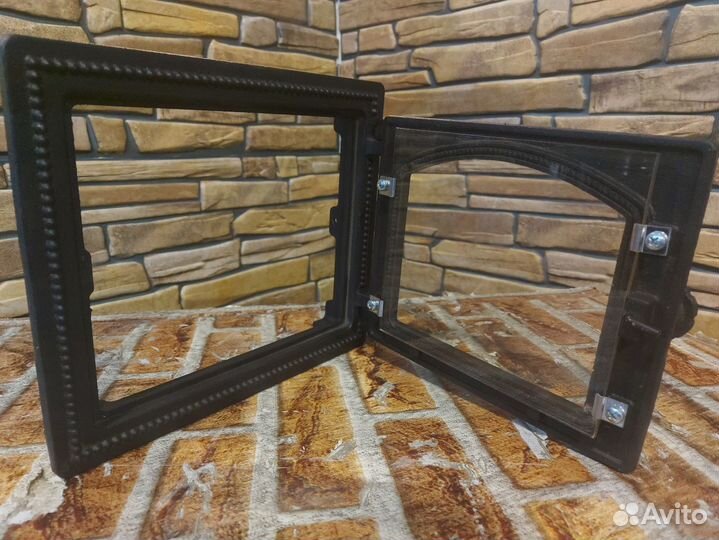 Дверца для печи и камина 