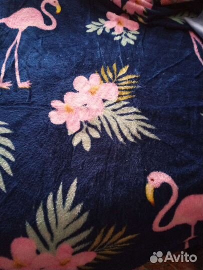 Пушистый флисовый плед