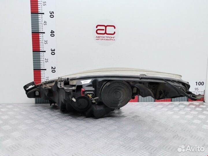 Фара передняя для Peugeot-Citroen 207 9649986180